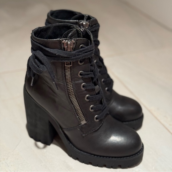 🖤 SOLD 🖤 - Picture 4 of 10